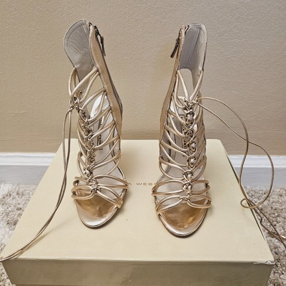 Shoes - Picture 5 of 7